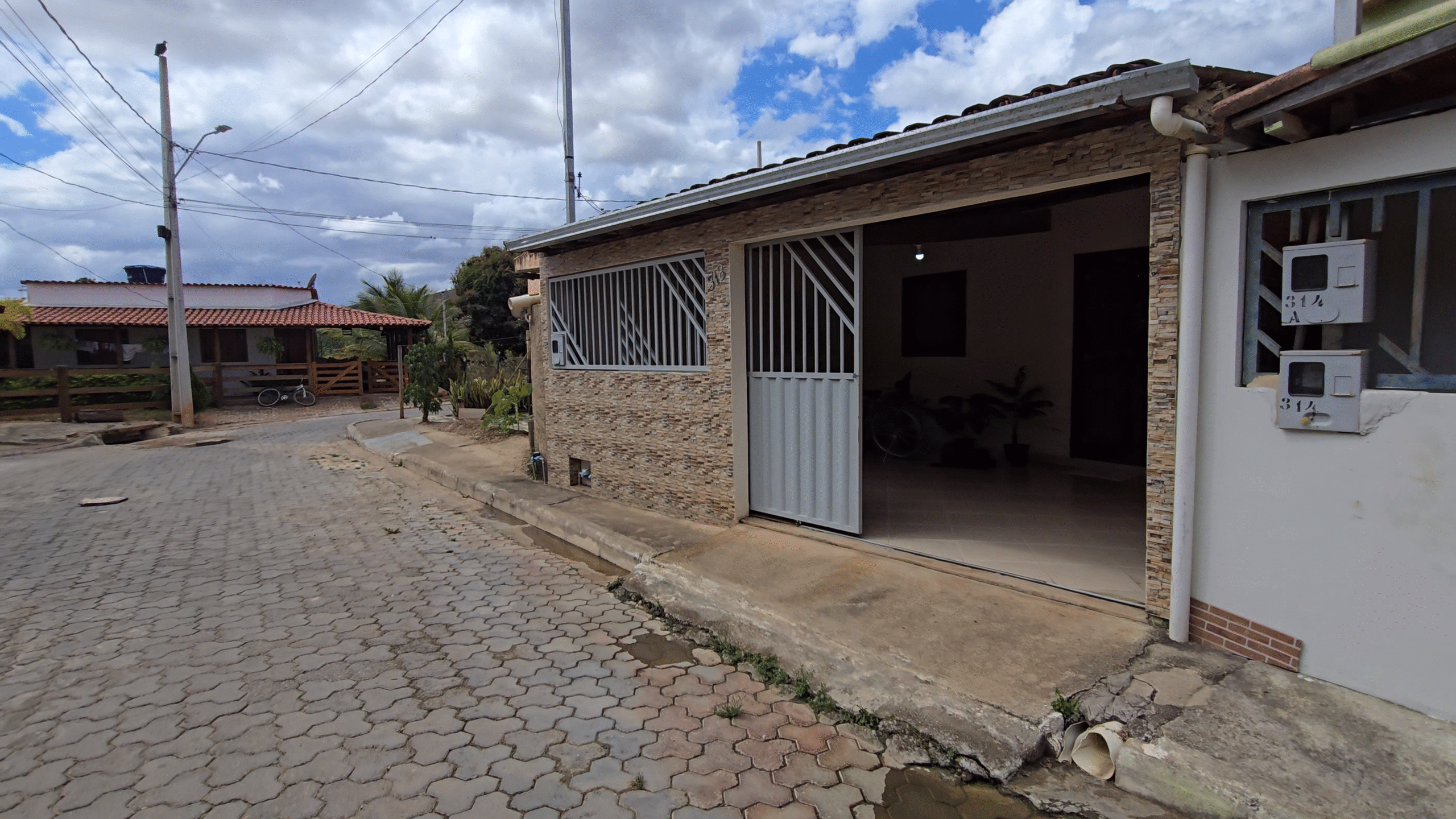 Casa a venda em Itabirinha MG