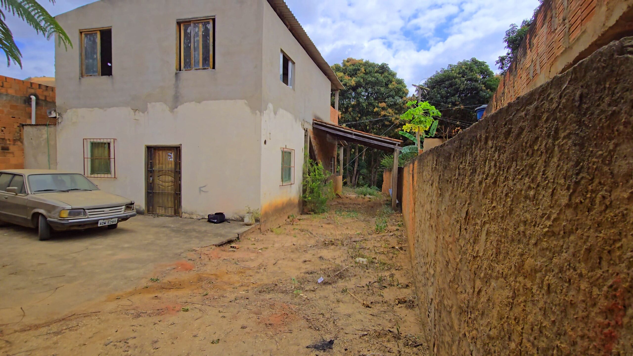 Lote com 800 metros quadrados ao lado de Itabirinha MG