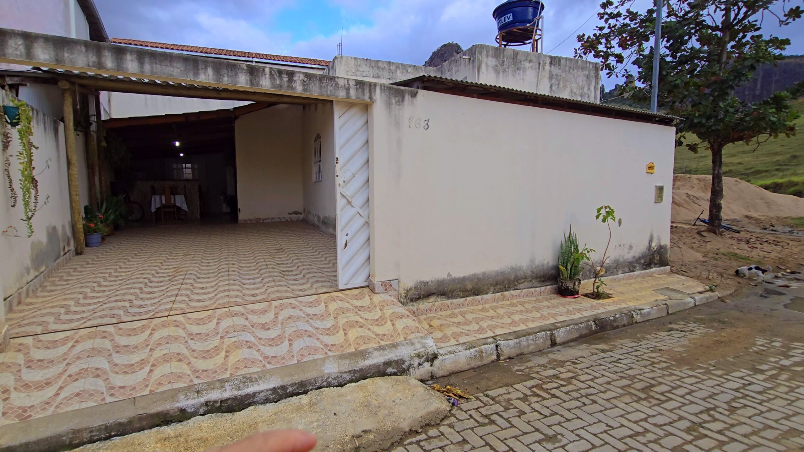 casa a venda em itabirinha